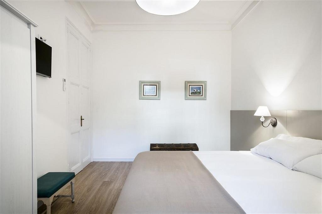 Apartment In Downtown Barcelona - Vintage Eksteriør billede